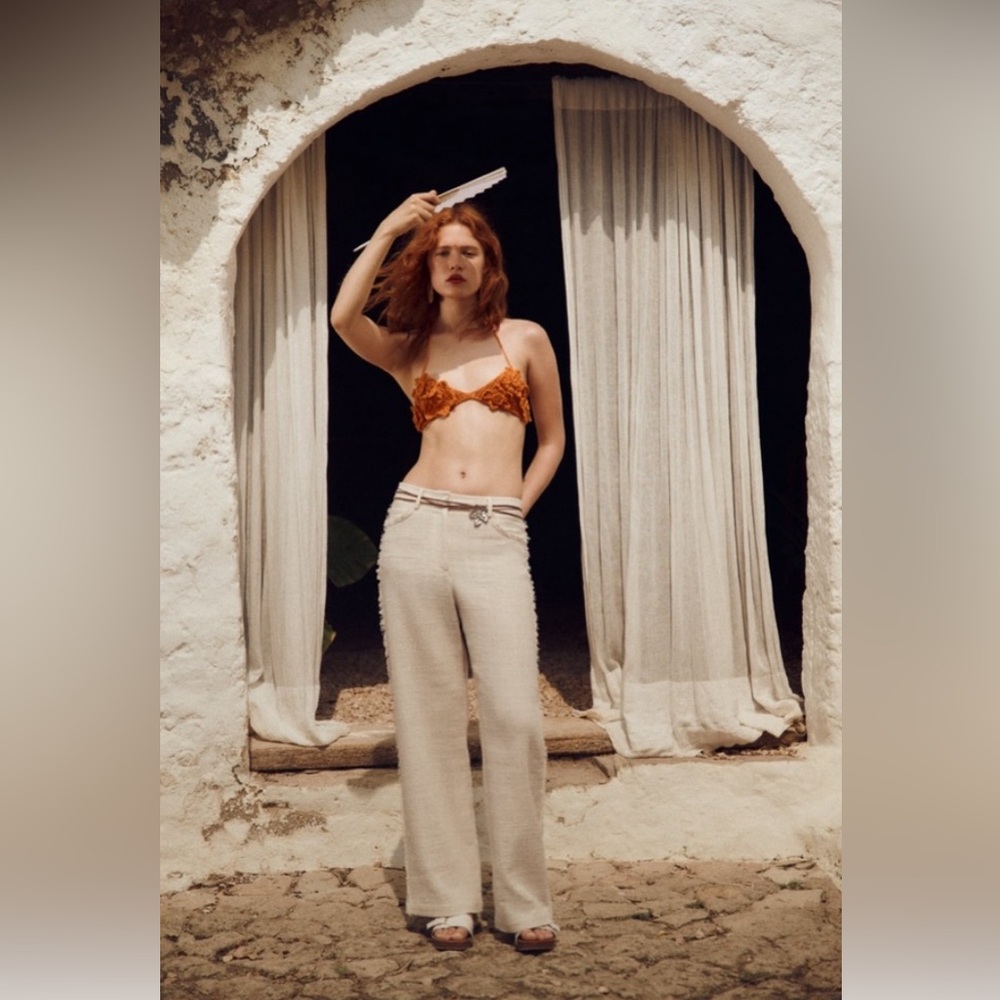 ZARA NWT FRAYED STRAIGHT LEG PANTS